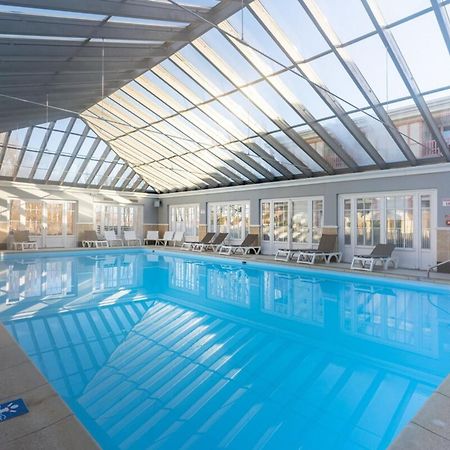 Very Nice 6 Person Apart With Swimming Pool Tennis Court And Car Park 202 Le Touquet ภายนอก รูปภาพ