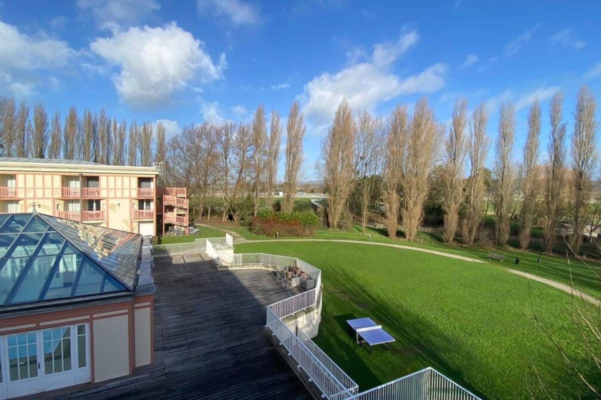 Very Nice 6 Person Apart With Swimming Pool Tennis Court And Car Park 202 Le Touquet ภายนอก รูปภาพ